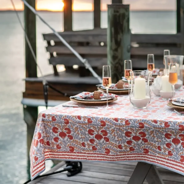 Hot Pomegranate Inc Cactus Flower Ivory Tablecloth