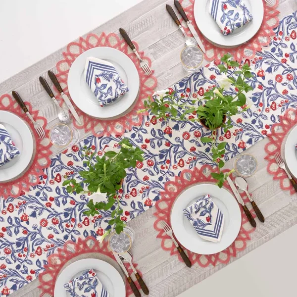 New Pomegranate Inc Emma Red & Blue Table Runner