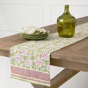 Discount Pomegranate Inc Grecian Palm Fern & Magenta Table Runner