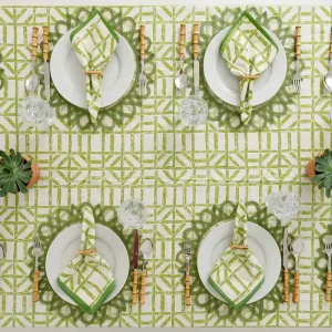 Outlet Pomegranate Inc Green Bamboo Tablecloth