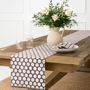 Online Pomegranate Inc India Hicks Home Sea Biscuit Chocolate Table Runner