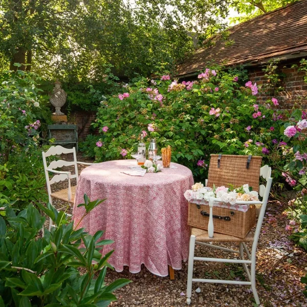 Sale Pomegranate Inc India Hicks Home Seashell Blush Tablecloth