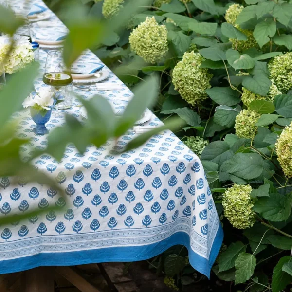 Sale Pomegranate Inc Pinot Tablecloth