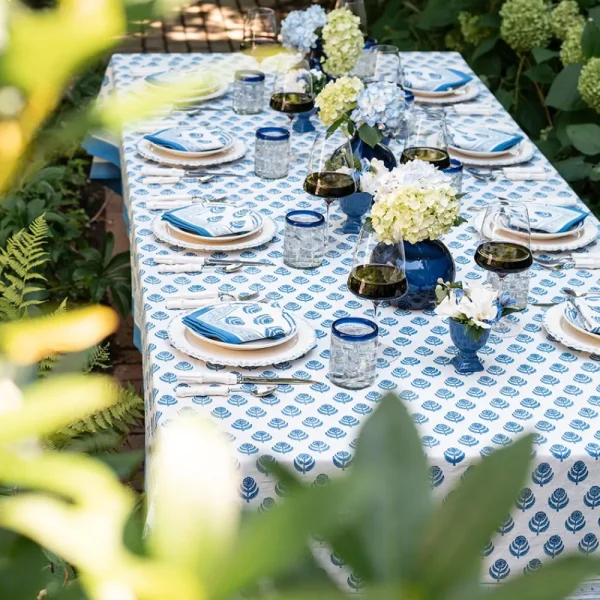 Sale Pomegranate Inc Pinot Tablecloth