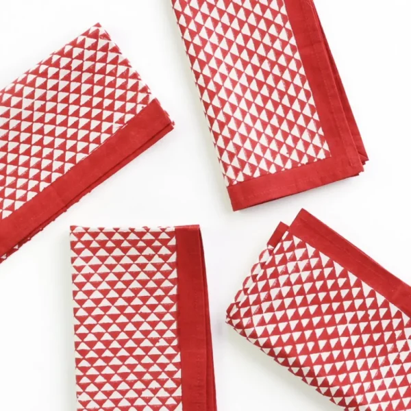 Clearance Pomegranate Inc Red Triangle Napkin | Set of 4