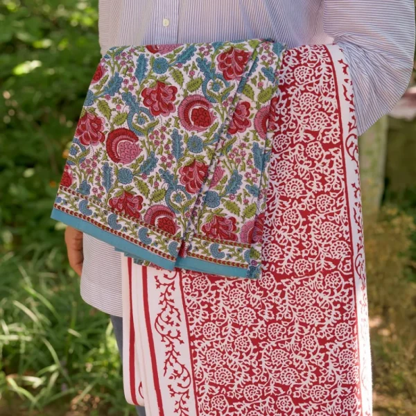 Fashion Pomegranate Inc Tapestry Deep Red Table Runner