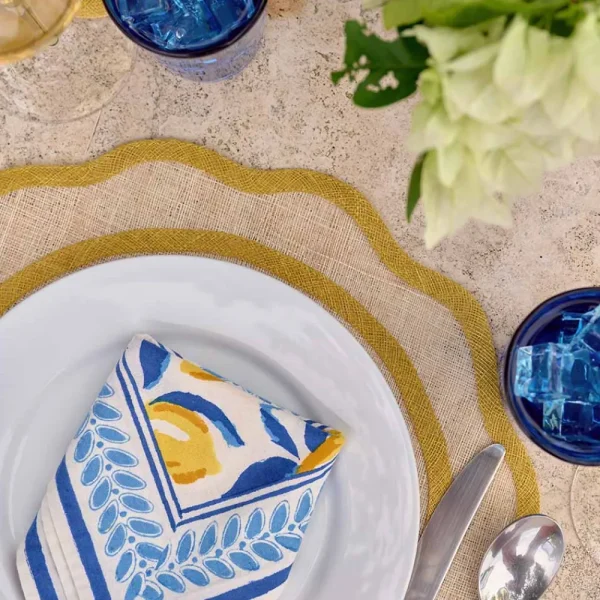 Fashion Pomegranate Inc Yellow Scallop Edge Woven Placemats | Set 4